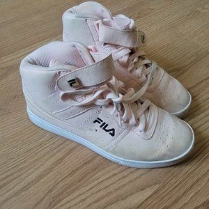 Woman sneakers 👟 comfortable